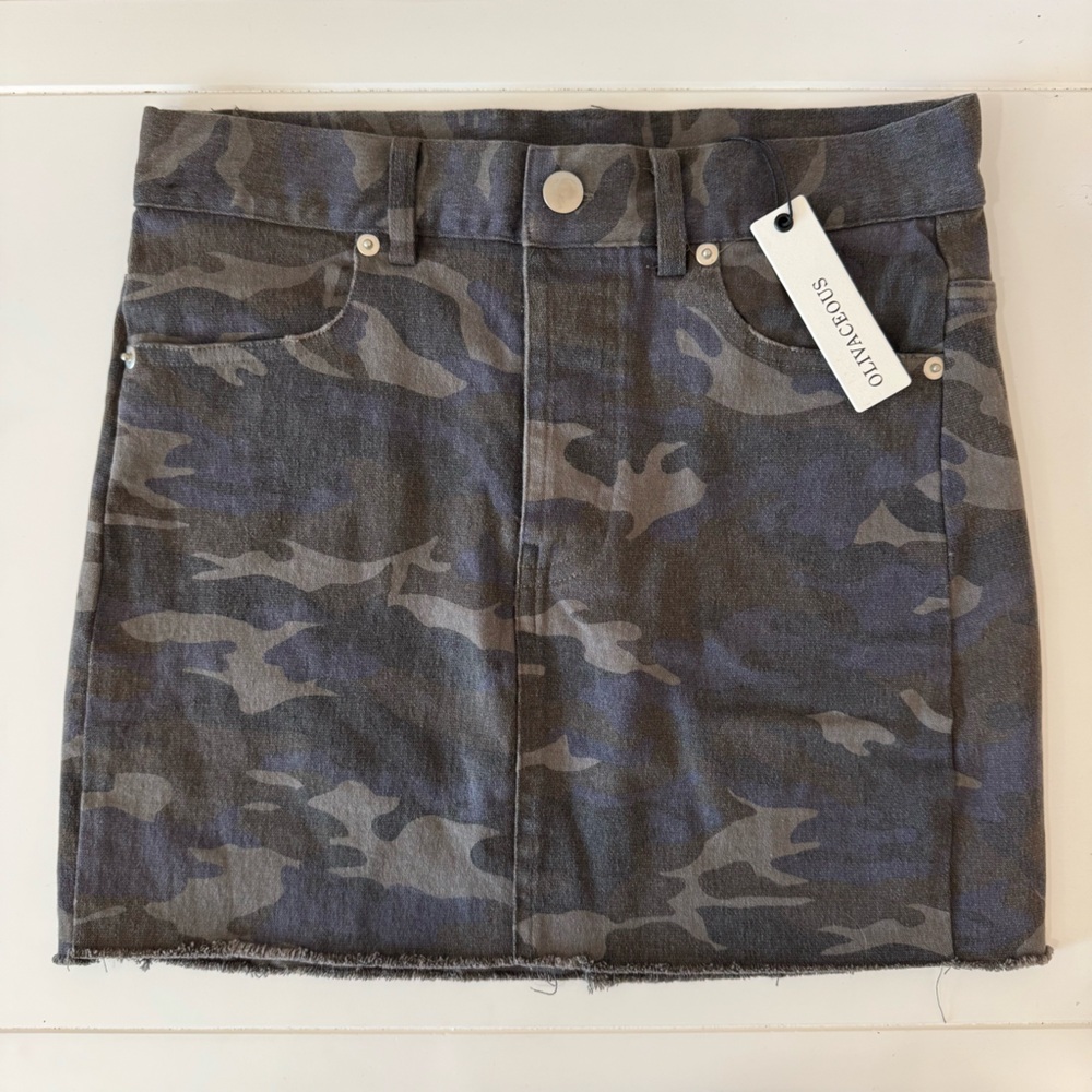 Olivaceous Camo Skirt